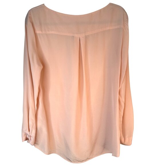 2/$30 Banana Republic Medium Pale Peach Silk Long Sleeve Blouse - Picture 4 of 16